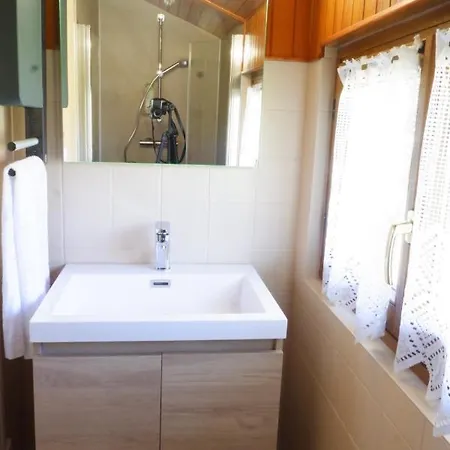 Petit De Montagne Avec Espace Exterieur Apartamento *