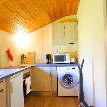 Petit De Montagne Avec Espace Exterieur Apartamento