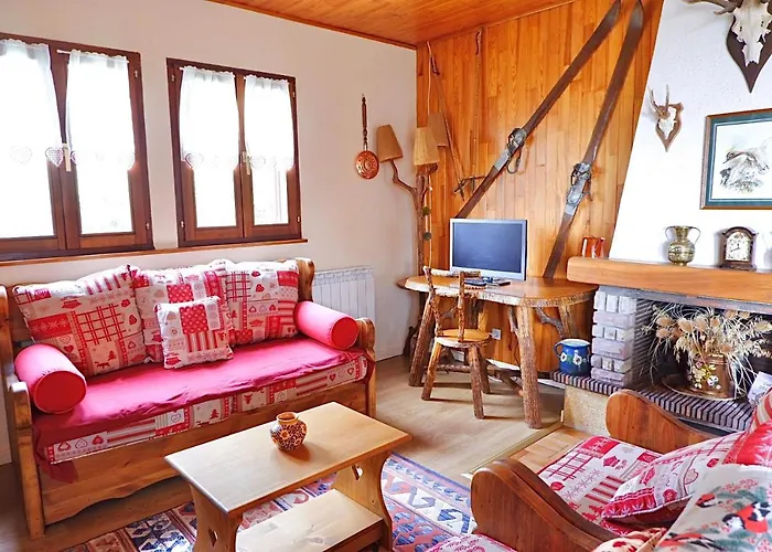 Petit De Montagne Avec Espace Exterieur דירה